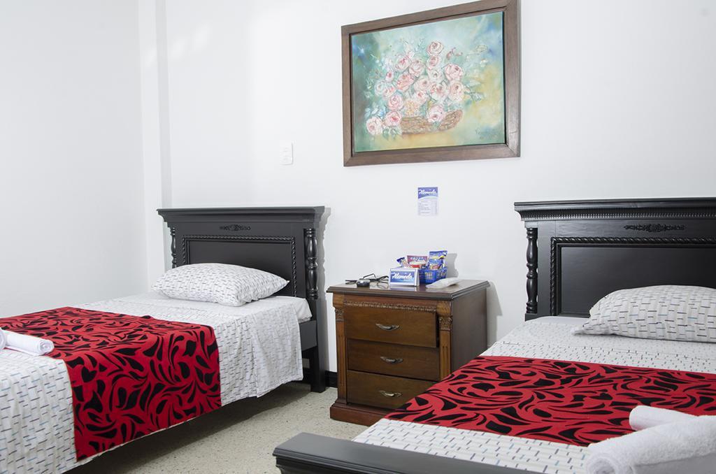 Hostal Alameda Cali Phòng bức ảnh