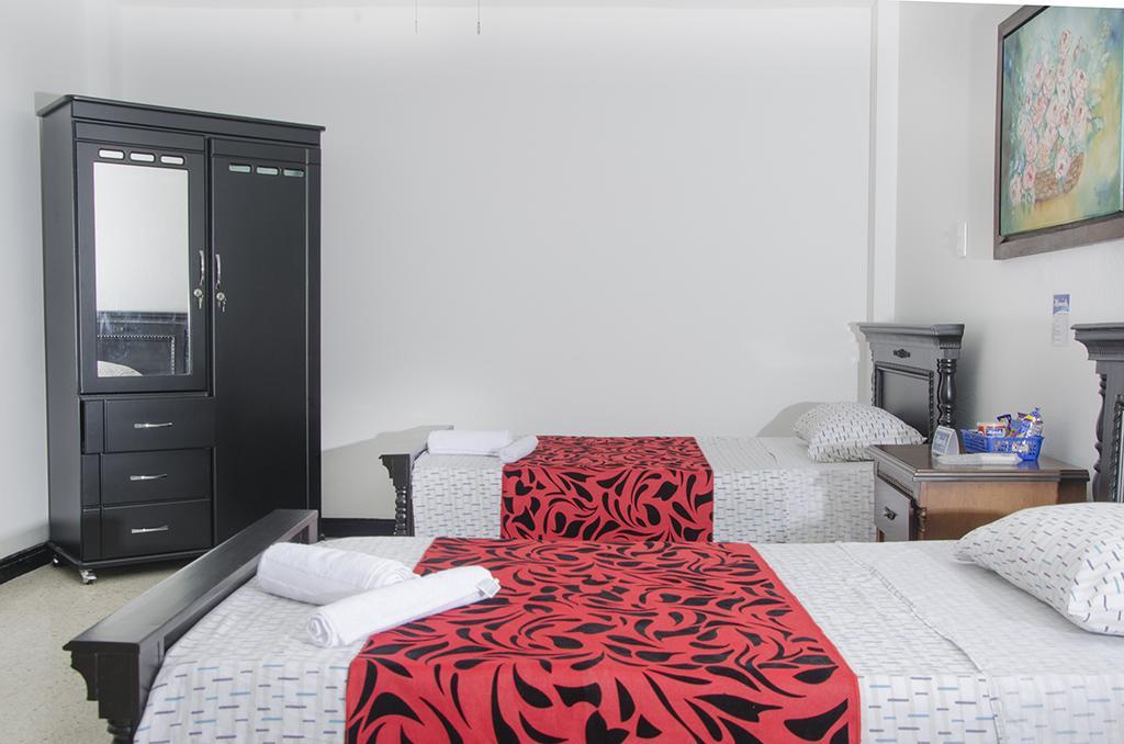 Hostal Alameda Cali Phòng bức ảnh